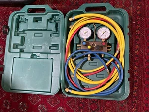 Refco BM4 - 4 Way Manifold Set - Working - Picture 1 of 5