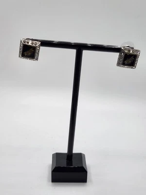 Brinco Philadelphia Eagles tom prata com pedras - Imagem 1 de 4