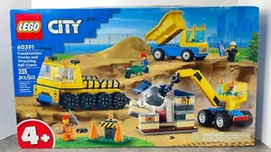 NEW SEALED Lego City Construction Trucks and Wrecking Ball Crane 60391 - Picture 1 of 2