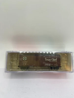 InterMountain Railway Co. Santa Fe Bx-27 "Texas Chief" RN 138106 N Scale Boxcar - Image 1 of 4
