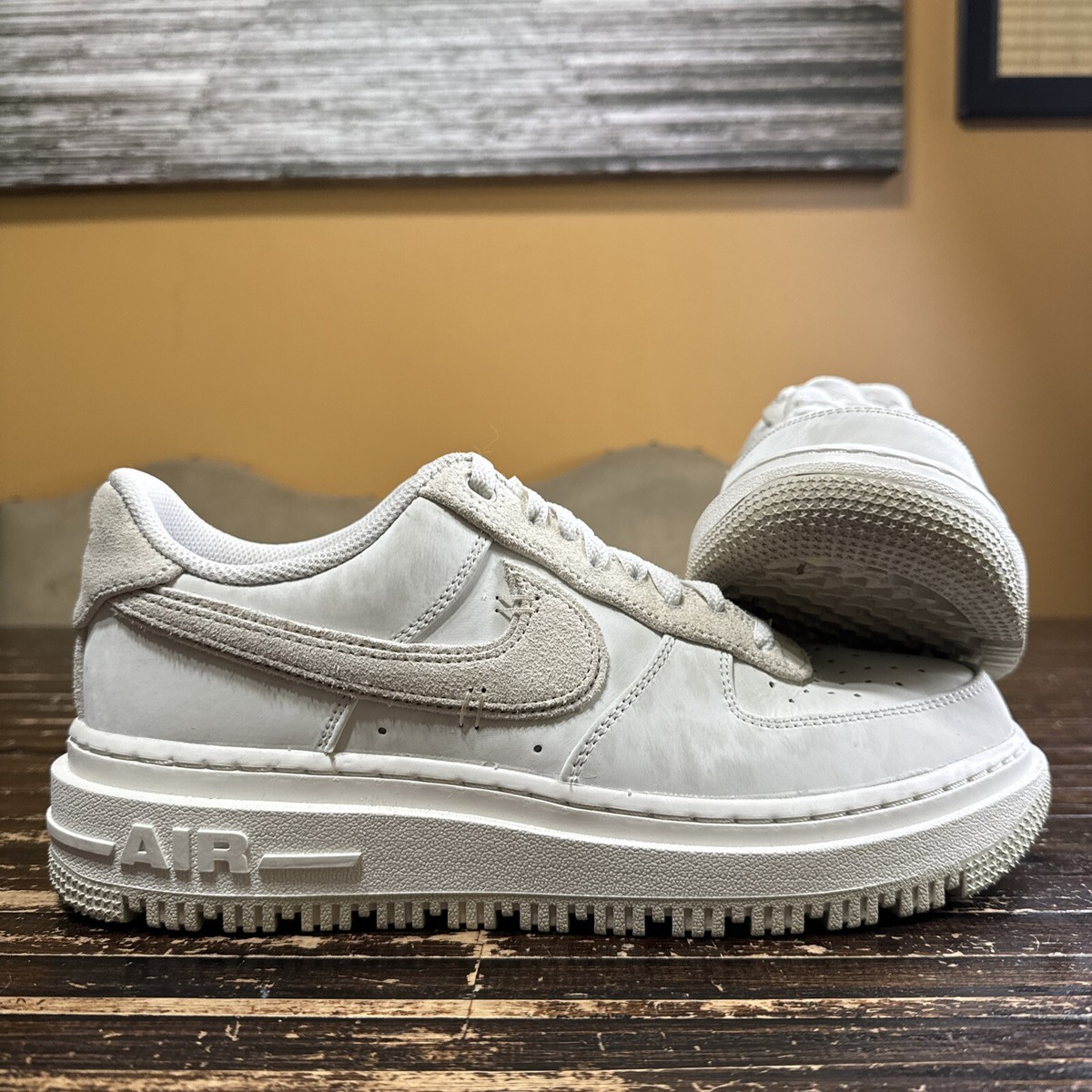 Preços baixos em Nike Air Force 1 Luxe Triple White | eBay Preços baixos em Nike Air Force 1 Luxe Triple White | eBay