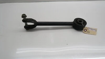 Brazo de control inferior derecho Nissan Quest 2011-2017 OEM Foto 1 de 4