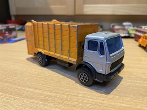 MAJORETTE 2101730 MERCEDES BENZ REFUSE TRUCK - 1:55 Scale - Picture 1 of 8