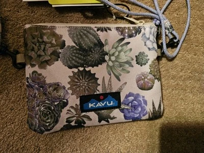 KAVU Renrose Purse Succulents Convertible Wristlet Wallet Bag Crossbody Plants - Image 1 of 4