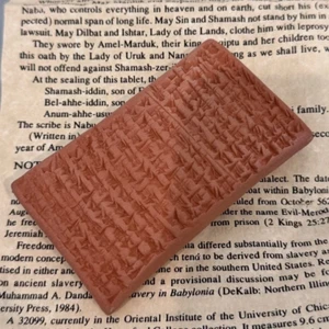 Laqiptu Freedom Letter on Clay Tablet - Picture 1 of 4