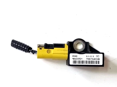 HONDA CR-V 2.2 I-DTEC 2014 4WD 110 kW IMPACT PRESSURE SENSOR 77930T1GA010 OEM - Image 1 of 4