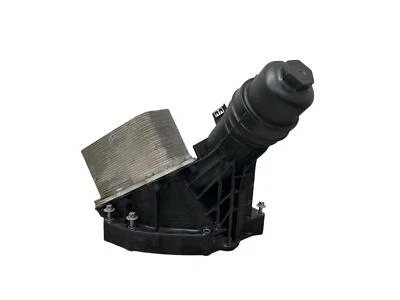 2019-2022 BMW X7 G07 3.0L xDRIVE40i OIL COOLER HEAT EXCHANGER & FILTER HOUSING Foto 1 de 4