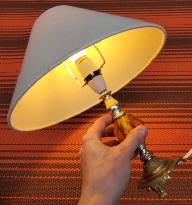 Vintage Regency Gilt & Amber Jewel Tripod Base Table Lamp Retro PAT Tested VGC - Image 1 of 4