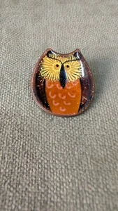 Vintage Nanci Mid Century Enamel Copper Pin Brooch Side eye Owls Shady Signed - Picture 1 of 8