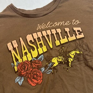 T-shirt Rebellious One manica corta Welcome To Nashville cropped marrone taglia Med - Foto 1 di 7