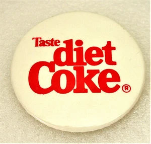 Vintage Taste Diet Coke Coca-Cola Soda Advertising Button Pin NOS New 2000 - Picture 1 of 3