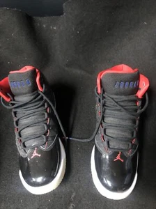 Nike Air Jordan Max Aura CT1504-001 Size 7Y Black/Red Pre-Owned. - Picture 1 of 6