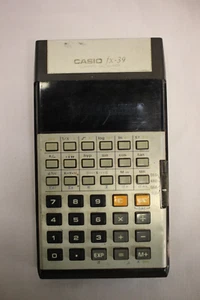 CASIO FX-39 SCIENTIFIC CALCULATOR VINTAGE SPARE & REPAIR - Picture 1 of 8