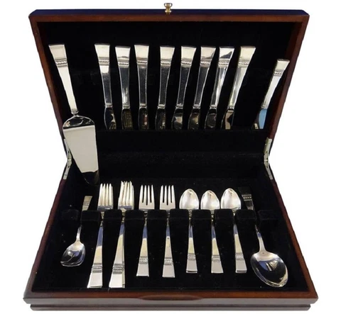 Diadem by Reed & Barton Sterling Silver Flatware Service Set 36 PC Modern Prip Cover