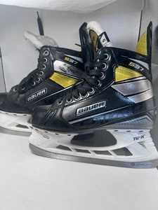 Bauer Supreme S37 Größe 5 D Intermediate Hockey Schlittschuhe - Bild 1 von 7