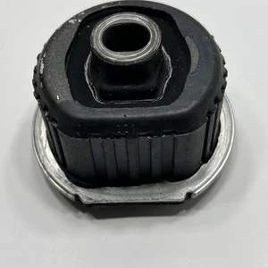 Genuine Mercedes-Benz Rubber Bushing 124 351 19 42 - Picture 1 of 13