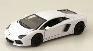 1:18 Rastar Lamborghini Aventador LP700-4 2020 blanco - Imagen 1 de 5