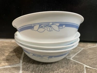 Juego de 4 cuencos de sopa de cereal Corelle JASMINE BLANCO flores azules 6 1/4" Foto 1 de 2