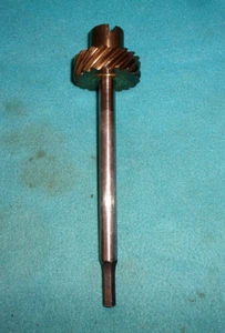 MOPAR BIG BLOCK INTERMEDIATE DISTRIBUTOR DRIVE GEAR SHAFT W-BRASS GEAR VERY NICE - Picture 1 of 10