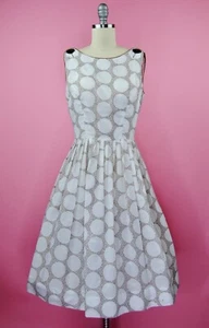 1950s Vintage Betty Barclay Creamy White and Brown Summer Fit Flare Dress - S - Picture 1 of 21