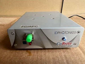 Cobrite tunable laser CBDX2-SC-NN-FA With DC power supply ID photonics - Afbeelding 1 van 4