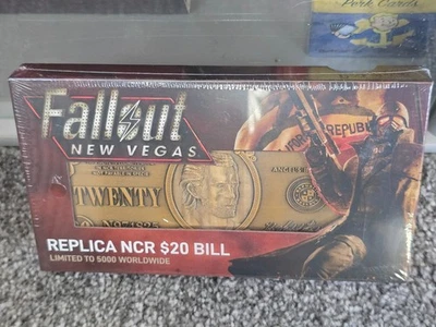 Fallout New Vegas Replica NCR $20 Embossed Limited Edition Metal Bill with Stand - Image 1 of 2