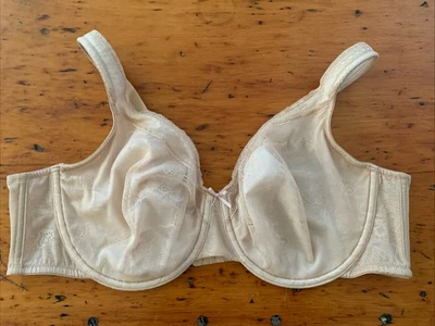 Sujetador Cacique Talla 44C Beige Moderno Encaje Sin Forro Con Aros Cobertura Completa Foto 1 de 4