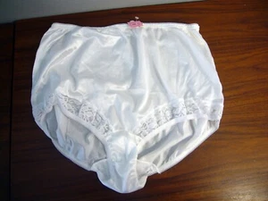 Vintage union ladies panties ILGWU womens briefs size 7 white NWT Nylon lace - Afbeelding 1 van 5