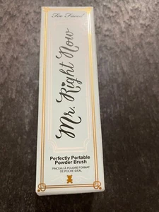 TOO FACED PORTABLE POWDER BRUSH BOXED - Picture 1 of 1