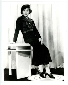 GRACE BRADLEY movie GLAMOUR photo - Picture 1 of 2