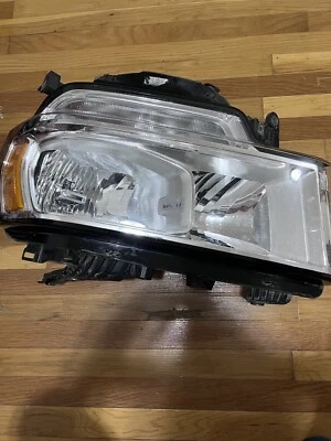 faros dodge ram 3500 Foto 1 de 3