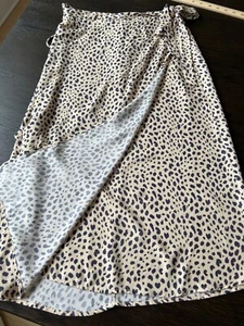 NWOT Urban Romantics Women's L Cheetah Print Midi Wrap Skirt Tie Waist (GR198) - Picture 1 of 5