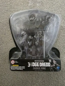 JUDGE DREDD JUDGE FIRE B&W PX 1/18 MINI ACTION FIGURE 2000AD REBELLION - Picture 1 of 5