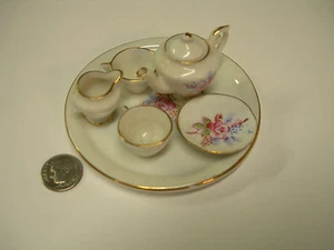 MINIATURE TEA CUP SET! GOOD SHAPE! ONE BROKEN HANDLE! L@@K! - Picture 1 of 4