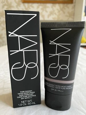 NARS Pure Radiant Tinted Moisturiser 50 ml, SPF 30/PA+++, 50ml, Granada Deep 2 - Image 1 of 4