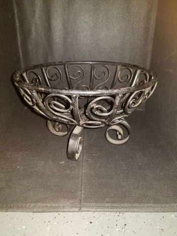 wrought iron fruit basket Cover