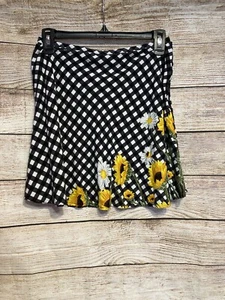 Sunflowers and Daisies skirt-Juniors 9 - Picture 1 of 6