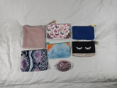 8 Assorted Ipsy Cosmetic Beauty Zipper Makeup Small Bags *Bundle* - Image 1 of 4