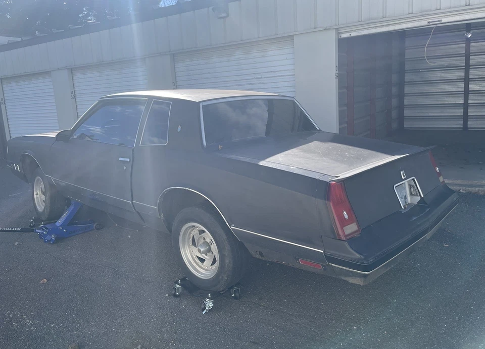 Parachoques trasero y luces traseras Chevrolet Monte Carlo LS 1986-1988 deportivo de lujo Euro Foto 1 de 1