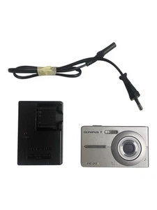 Olympus FE-20 Digital Camera Silver 8MP - Picture 1 of 6