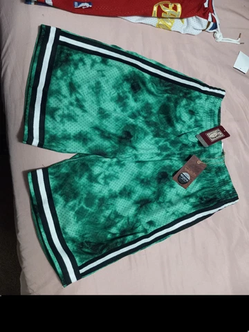 Mitchell & Ness Boston Celtics Shorts Mens Medium Galaxy Green New Swingman Cover