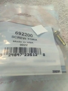genuine Briggs & Stratton screw #692200 - Picture 1 of 2