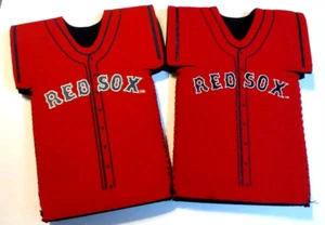 2 Boston Red Sox 2006 & 2009 Baseball Neoprene Bottle Jerseys Koozies - Imagen 1 de 2