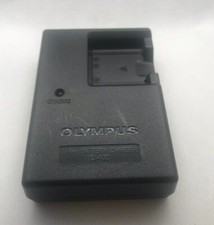 OLYMPUS Digital Camera Li-ion Battery Charger LI-40C 
