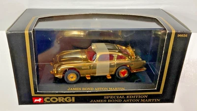 1995 CORGI JAMES BOND 007 ASTON MARTIN DB5 GOLD PLATED SE 1:43 SCALE - Image 1 of 4