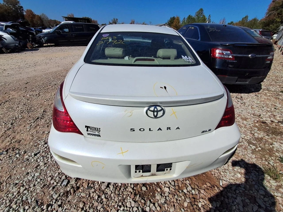 Rear Spoiler Excluding Sport Model Fits 04-08 SOLARA 2647996 Foto 1 de 4