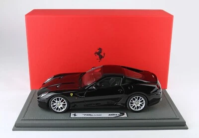 Ferrari 599 GTB Fiorano noir boîte manuelle 1/18 BBR BBR1872D + VET et 54 pièces - Photo 1/4