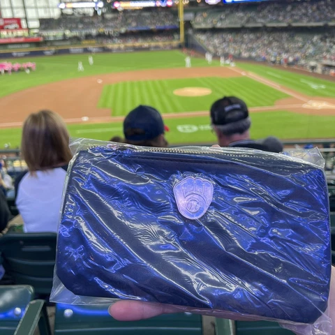 Milwaukee Brewers Limited Wristlet Zip Handbag Pouch • Mother’s Day 5/14/2023 Cover