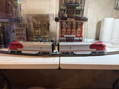 Rivarossi O Scale Fairbanks-Morse Santa Fe Diesel Locomotive #7102-B - Image 1 of 4