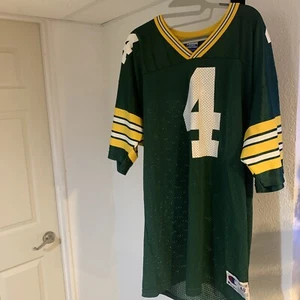 VTG Green Bay Packers  # 4 Brett Farve,  NFL Throwback Jersey Size 48!!  - Picture 1 of 7